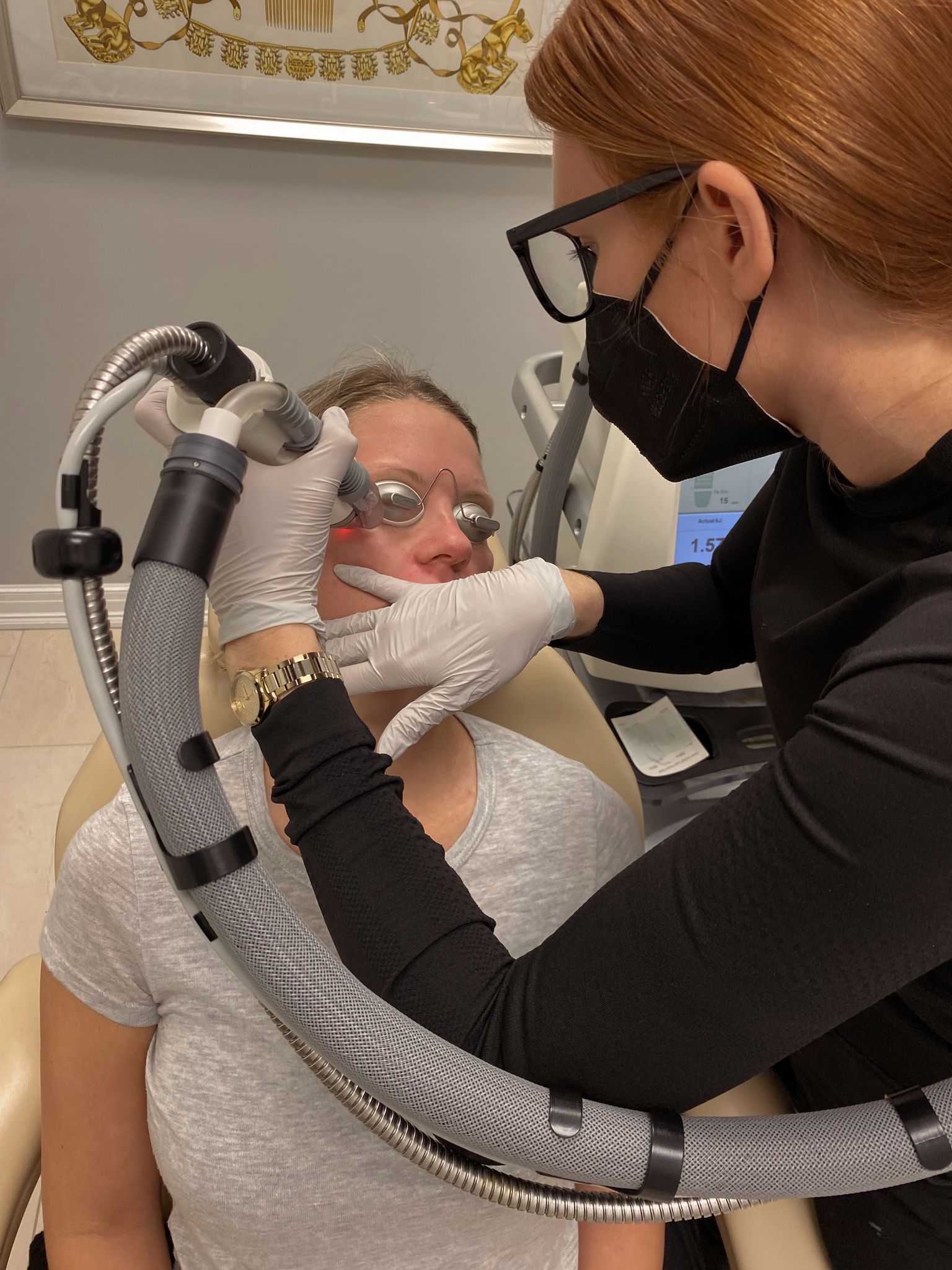 Blog How Treat Skin Crepiness Img1